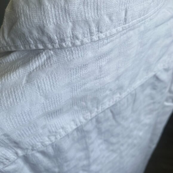 White Shirt - Picture 3 of 3